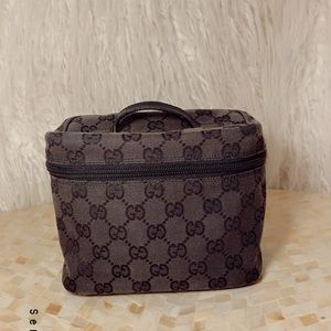 Authentic Gucci makeup bag Sold